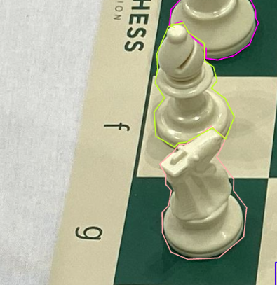 Labeling chess pieces with polygons on an object detection dataset